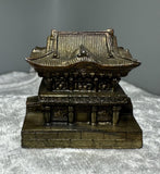 Okimono "Yomomein at Nikko"