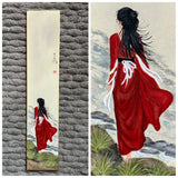 Woman in RED (7,5 cm)